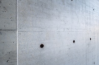Detailaufnahme einer Betonwand