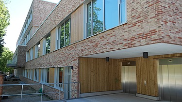 Interior view of a hospital courtyard