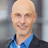 Portraitfoto der kaufmännischen Direktionsleitung der ZÜBLIN-Direktion Ost