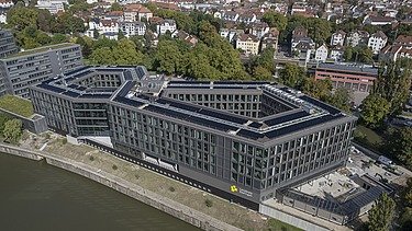 Bird's eye view of the Esslingen District Office