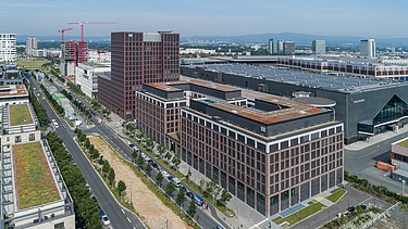 Foto The Brick Bürogebäude Europaviertel Frankfurt