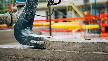 Foto Entstehung einer Betonwand mittels 3D-Betondruck