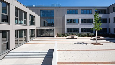 Foto saniertes Bürogebäude und Erweiterungsbau Ed. Züblin AG, Neu-Ulm