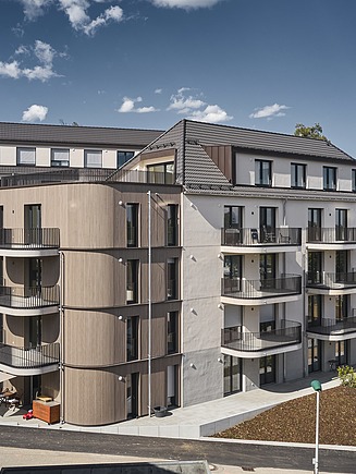 Exterior view of the Hofgarten Gruppe residential building in Freudenstadt