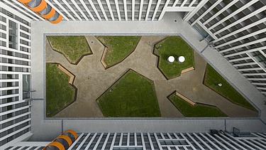 Bird's eye view of the inner courtyard of the Mattes office building