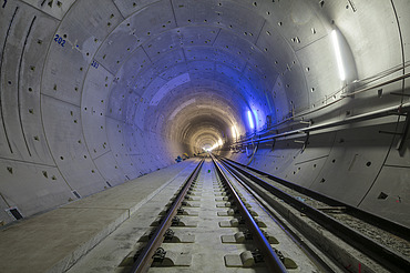 Photo of the new railroad tunnel 