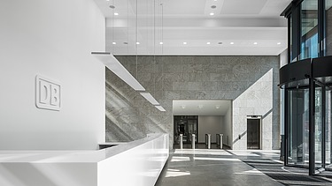 Photo entrance area The Brick office building Europaviertel Frankfurt