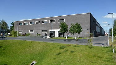 Rückseite der Orafol Halle 11 in Oranienburg