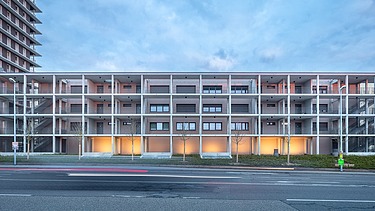 Exterior view evening extension