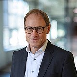 Portrait photo of the commercial director of ZÜBLIN Stahlbau