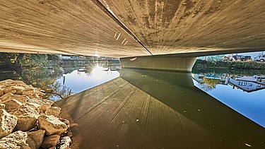 Photo of the newly built Isenbrücke bridge in Dorfen
