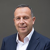 Portraitfoto der technischen Direktionsleitung der ZÜBLIN-Direktion Ingenieur- und Infrastrukturbau