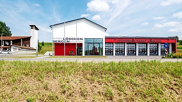 Foto Außenansicht Feuerwehrhaus Aindling