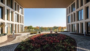 View from the inner courtyard of the new administration center - Stadtforum Dresden