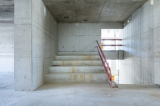 Staircase of the building shell of the Institute of Computer Science and Mathematics, Goethe University, Riedberg Campus