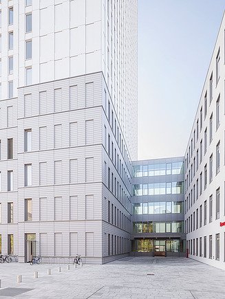 Bild von der Außenansicht eines Krankenhaus