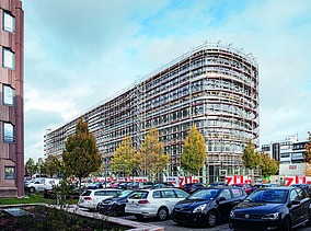 Photo exterior view of the ZÜBLIN Z2 office building renovation site in Stuttgart