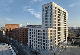 Messe City Köln - Gesamte Sicht auf das Gebäude