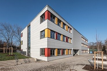Image of the exterior view of comprehensive school 6 in Erfurt