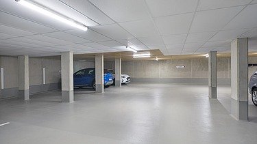 Photo underground parking garage residential complex Odelzhausen