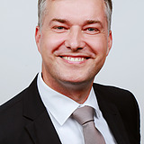 Portrait photo of the technical management of the ZÜBLIN Subdivision Central