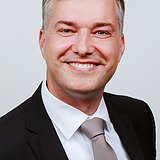 Portrait photo of the technical management of the ZÜBLIN Subdivision Central