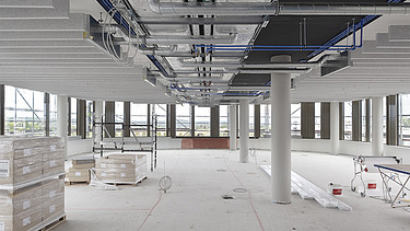 Photo construction site renovation of ZÜBLIN office building Z2 in Stuttgart