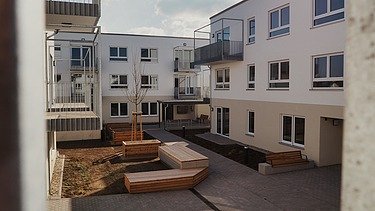 View of the inner courtyard of the Hedesheim residential quartet