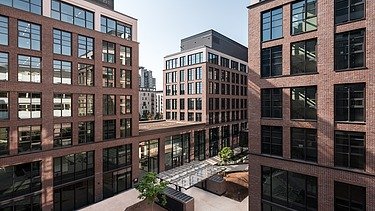 Foto The Brick Bürogebäude Europaviertel Frankfurt