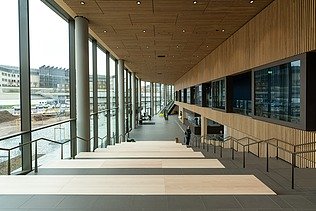 Entrance area of the new administration center - Stadtforum Dresden