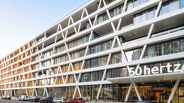 Außenansicht des Bürogebäudes der 50Hertz