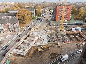 U5 Hamburg Los 2: Luftaufnahme des Baus im Wohngebiet