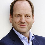 Portraitfoto der technischen Direktionsleiterung Thorsten von Killisch-Horn