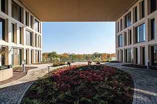 View from the inner courtyard of the new administration center - Stadtforum Dresden