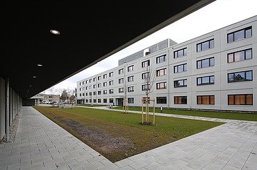 Photo Exterior view of accommodation and training rooms of the riot police in Königsbrunn