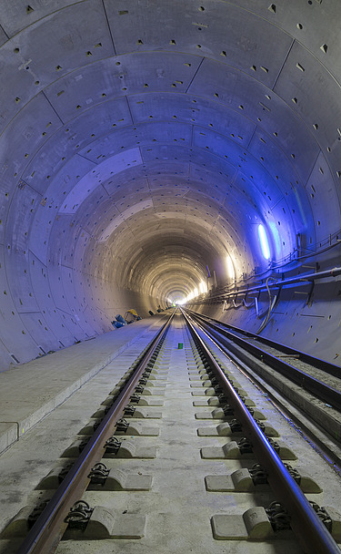 Photo of the new railroad tunnel 