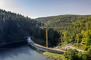 Photo of the dam from the water side