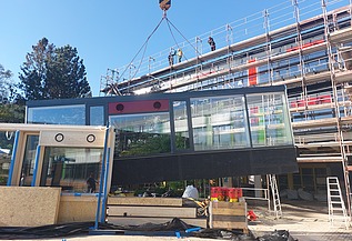 Bauarbeiten des Bauen im Bestand-Projektes Berufsschulzentrum Wertheim