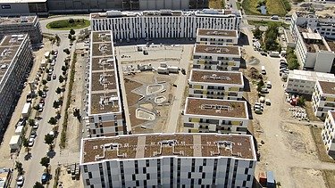 Ansicht eines Häuserblocks im Stadtquartier Sonnenhöfe in Berlin Neu-Schönefeld