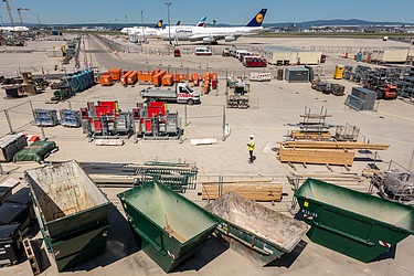 Image of objects such as construction logistics containers at Frankfurt Airport