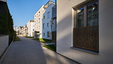 Refurbishment and redensification of the inner courtyard Weinbrennerstr. 12