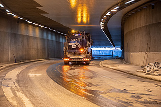 Photo of a truck in the tunnel 