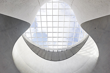 Close-up of a light eye of the S21 underground station