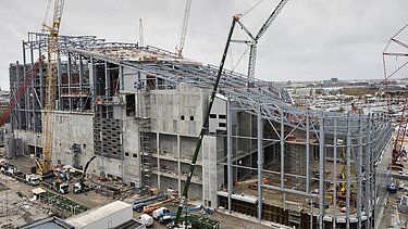 Photo of the Amager Bakke construction site, steel structures