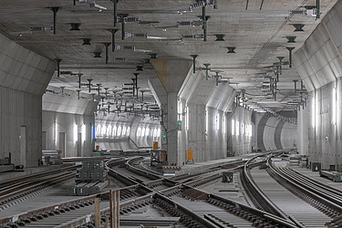 Image of a tunnel for trains