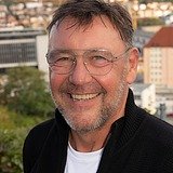 Portraitfoto der technischen Direktionsleitung der ZÜBLIN-Direktion Tunnelbau