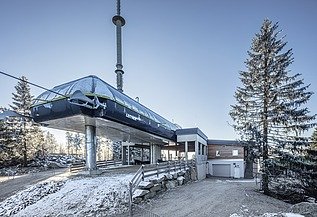 Picture of a cable car station on the Ochsenkopf in winter