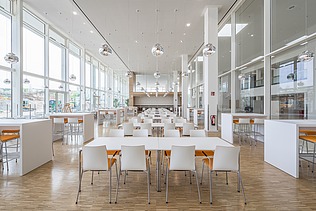 Innenansicht der Kantine des Universitätsklinikums in Jena