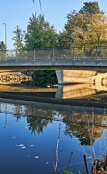 Foto neugebaute Isenbrücke in Dorfen