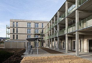 Visualisierung Wohngebäude Hangweide in Kernen mit Holzfassade